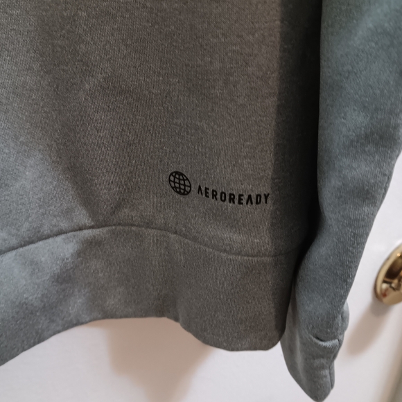 Adidas Hoodie New Condition - Picture 4 of 6